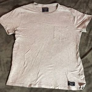 Abercrombie & Fitch short sleeve pocket tee